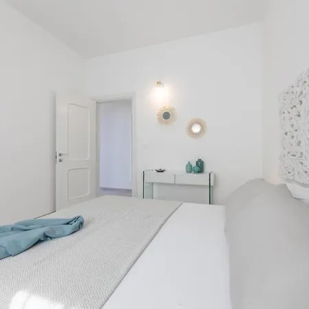 Villa Maria Apartments- Torre Suda Ferienhaus